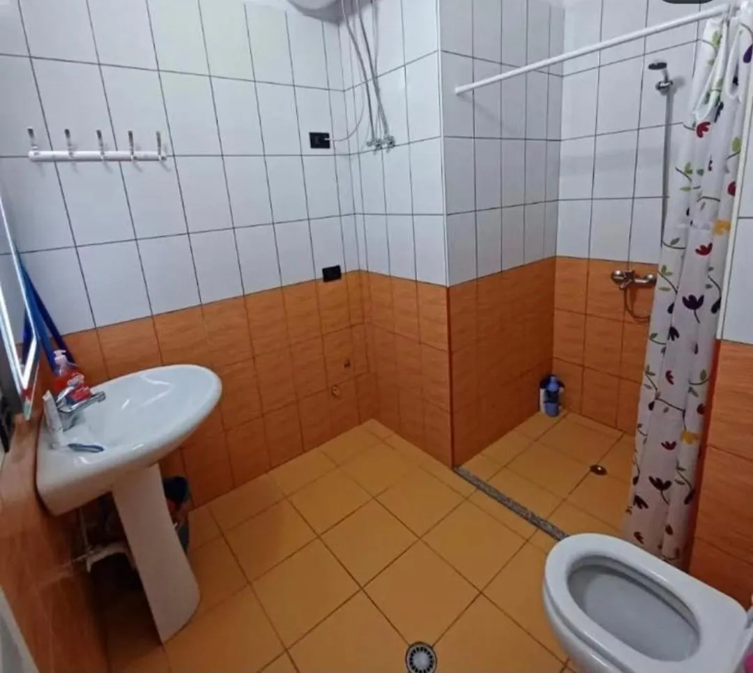 Luxury Comfort Apartament Durres 0*,